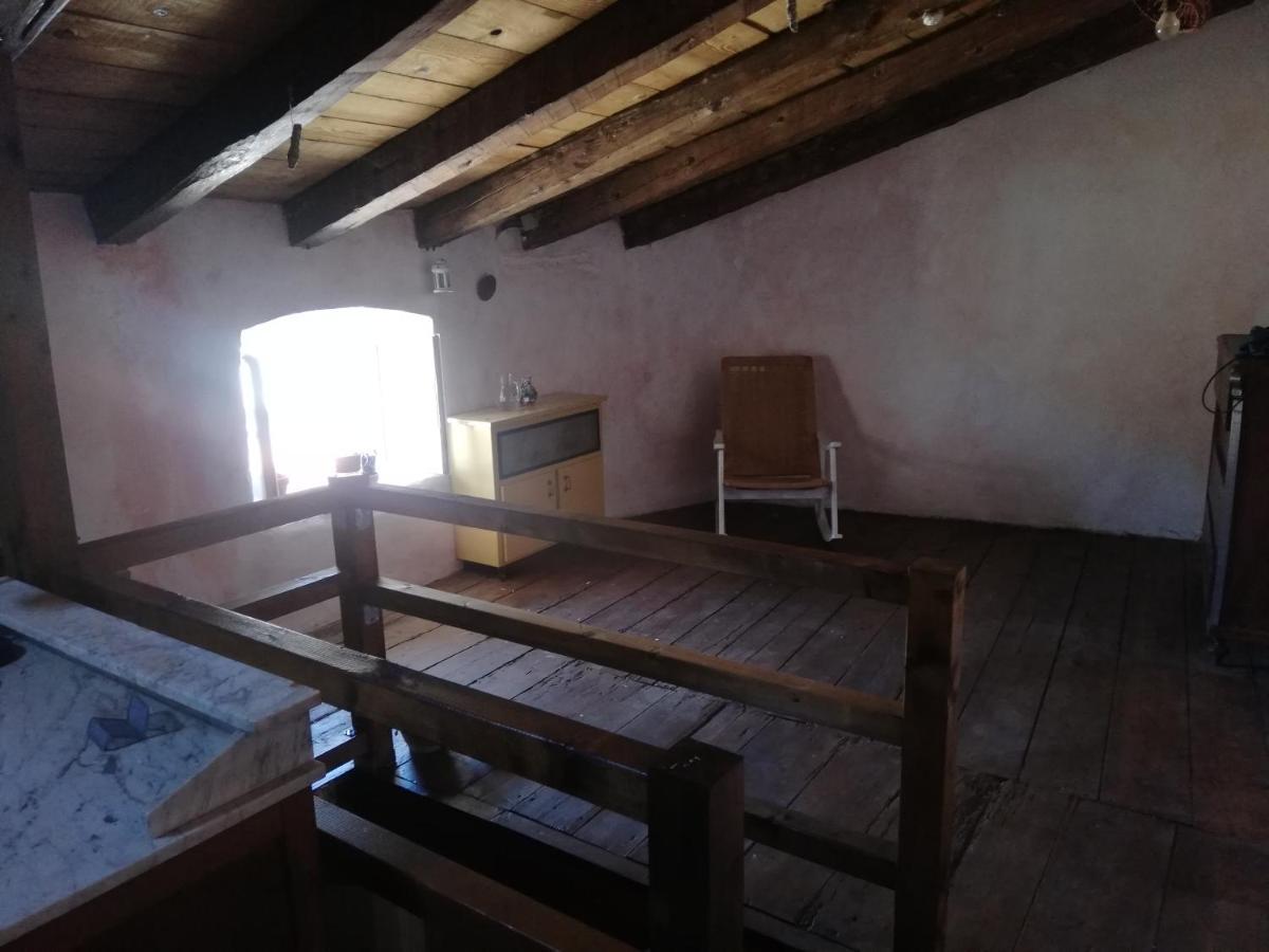 Appartamento Old Istrian House,Free Parking Galižana Esterno foto